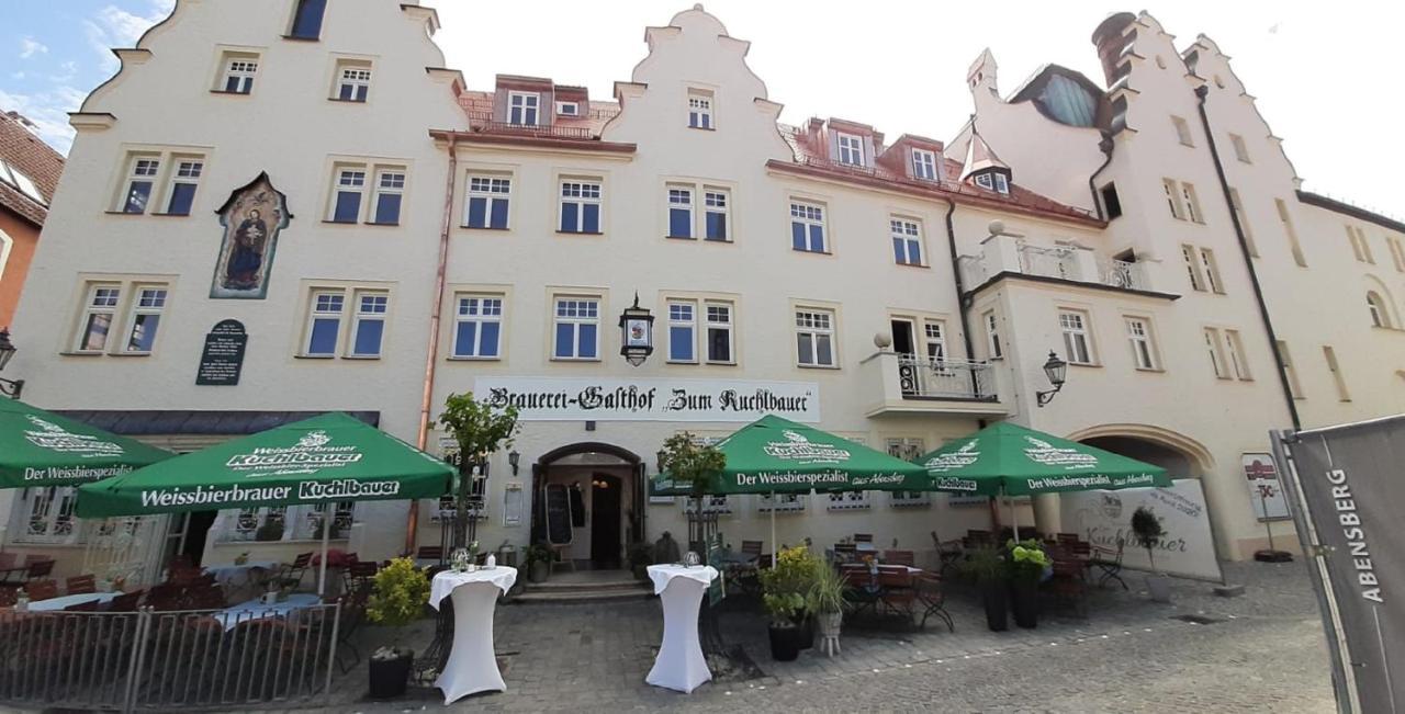 Brauereigasthof Zum Kuchlbauer Hotel Абенсберг Екстериор снимка